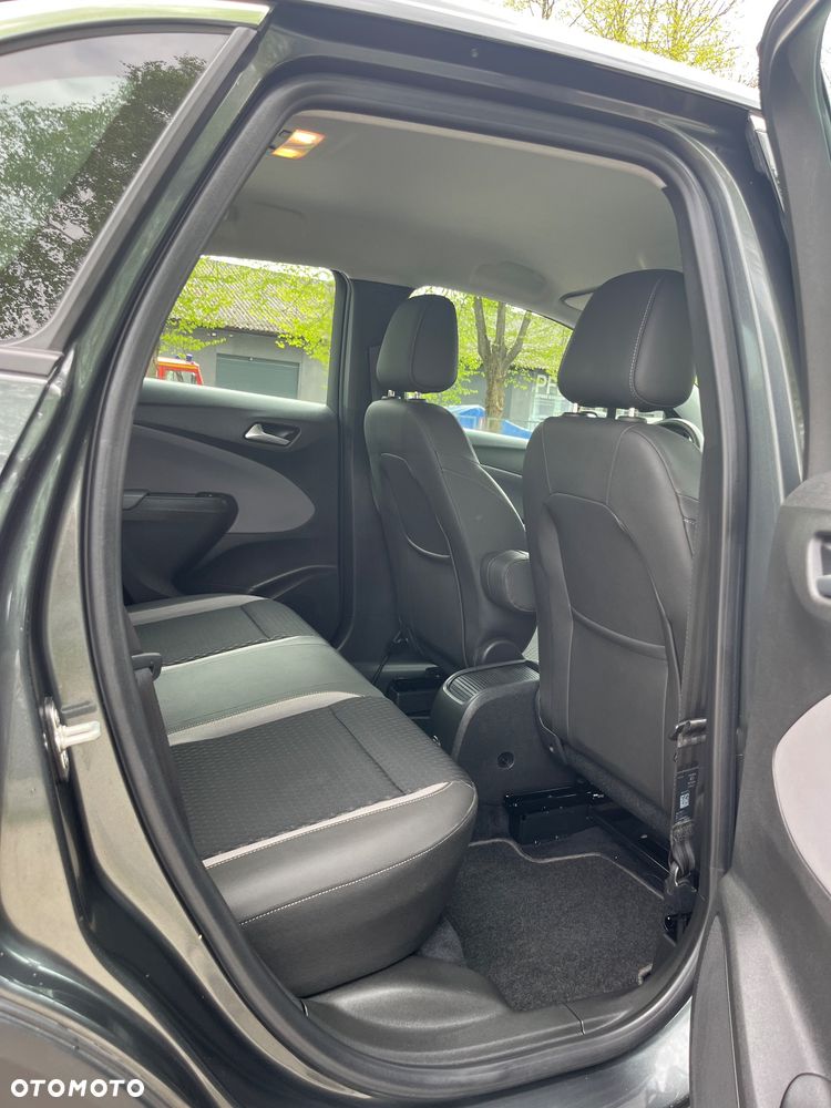 Opel Crossland X - 11