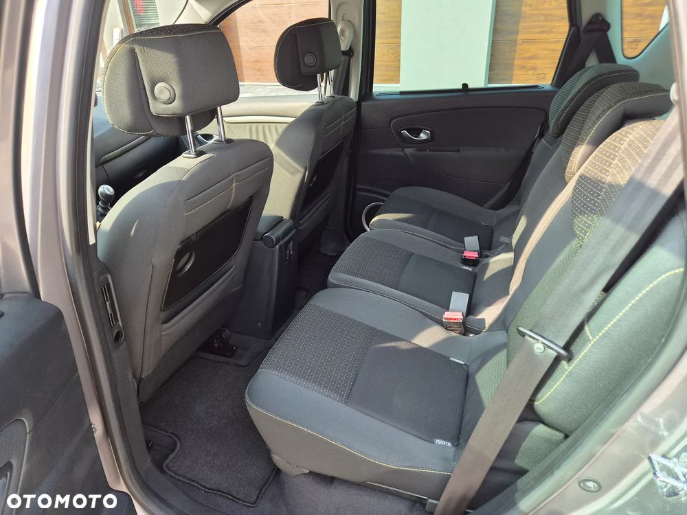 Renault Scenic - 15