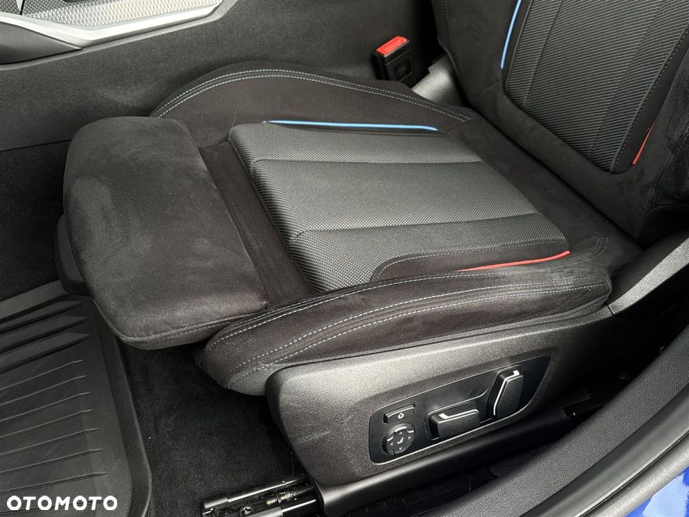 BMW Seria 3 M340i xDrive mHEV sport - 22