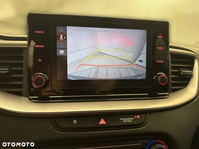 Kia Ceed 1.5 T-GDI M - 16