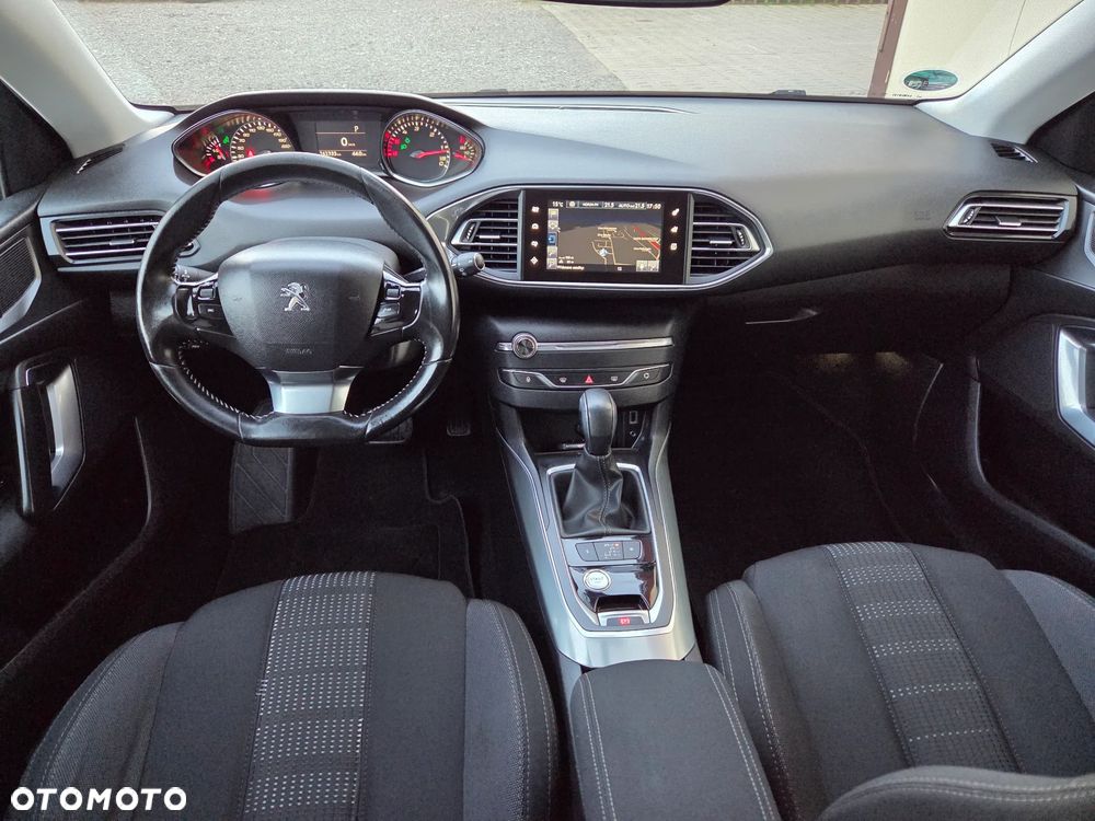 Peugeot 308 BlueHDi 150 EAT6 Stop & Start Allure - 20