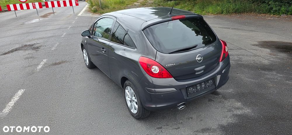 Opel Corsa 1.2 16V Energy - 25