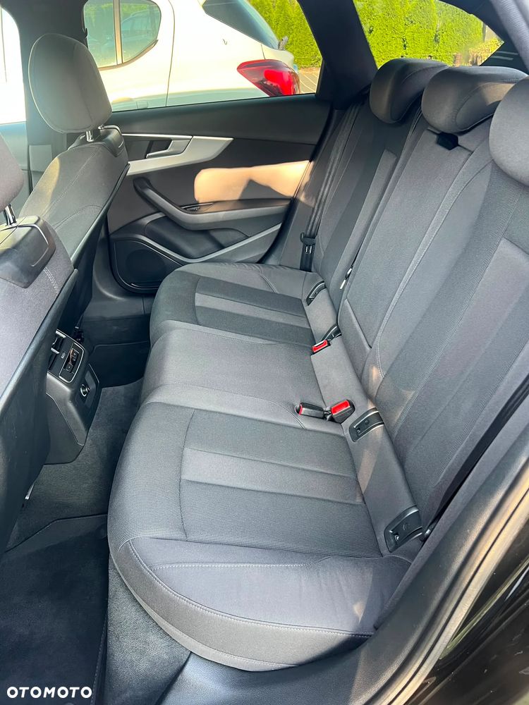 Audi A4 Avant 2.0 TDI Sport S tronic - 15