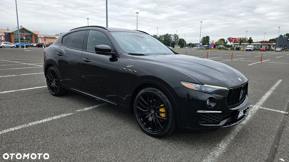 Maserati Levante - 1