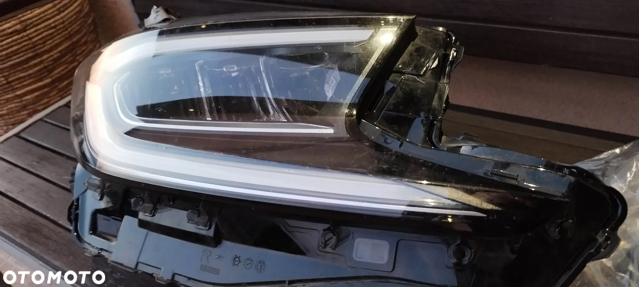 lampa przód full led toyota aygo x - 6