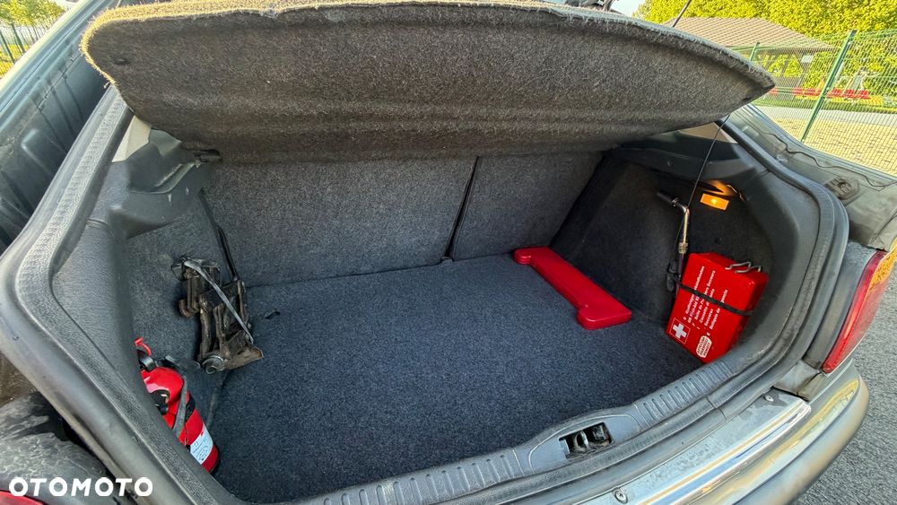 Citroën Xsara 1.4i SX - 16