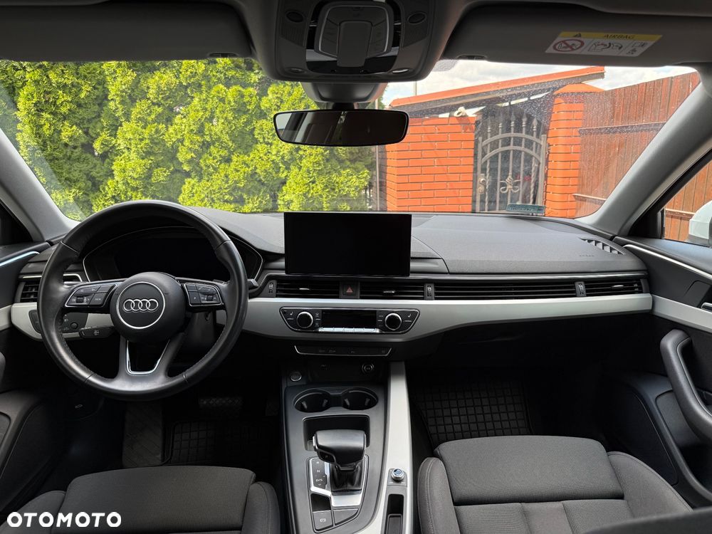 Audi A4 Limousine 35 TFSI Sport S tronic - 13