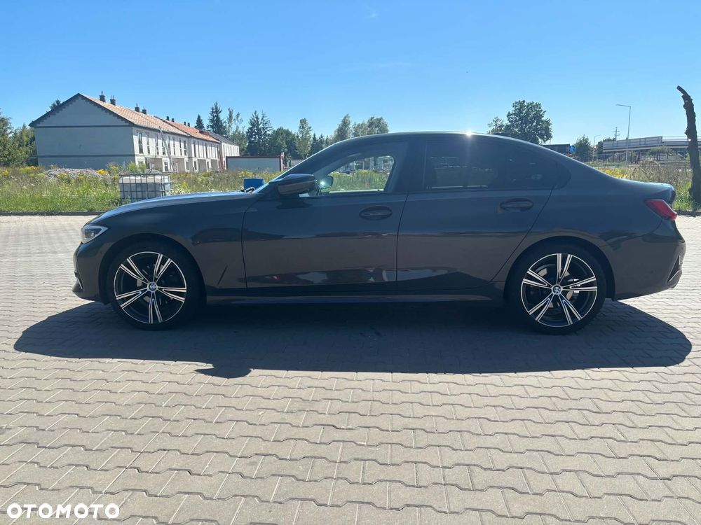 BMW Seria 3 320d xDrive Luxury Line Purity - 8