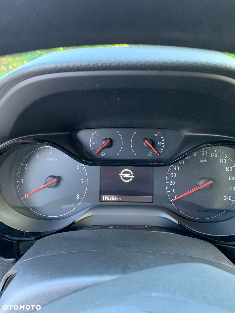 Opel Corsa 1.2 Edition S&S - 10