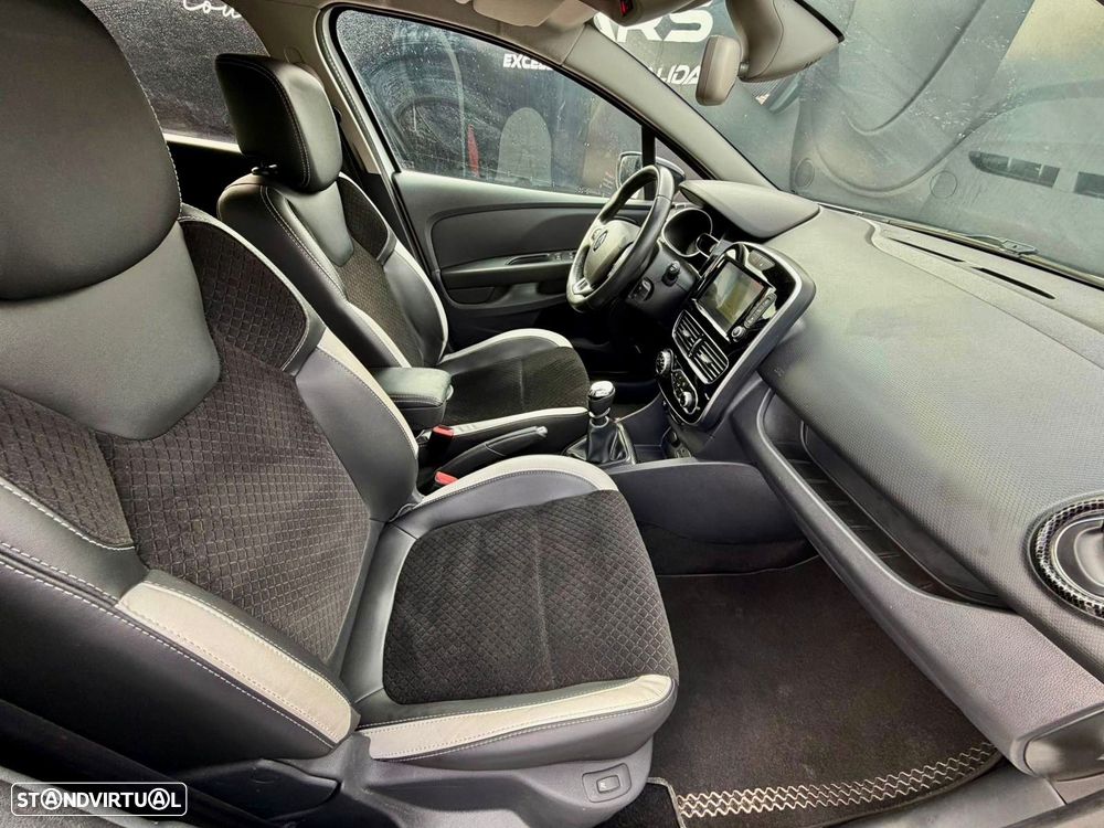 Renault Clio Sport Tourer 1.5 dCi Limited EDition - 11