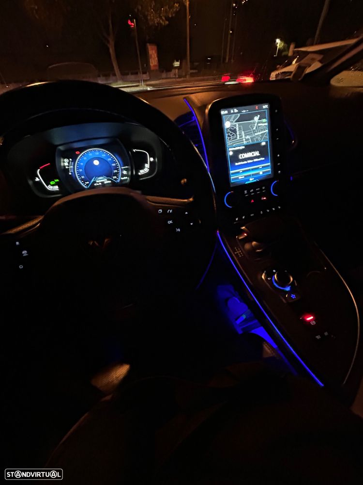 Renault Espace 1.6 dCi Initiale Paris EDC - 16