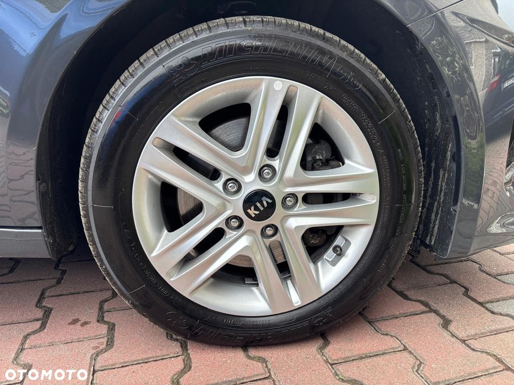 Kia Ceed 1.6 CRDi (48V Mild-Hybrid) DCT7 Platinum - 38