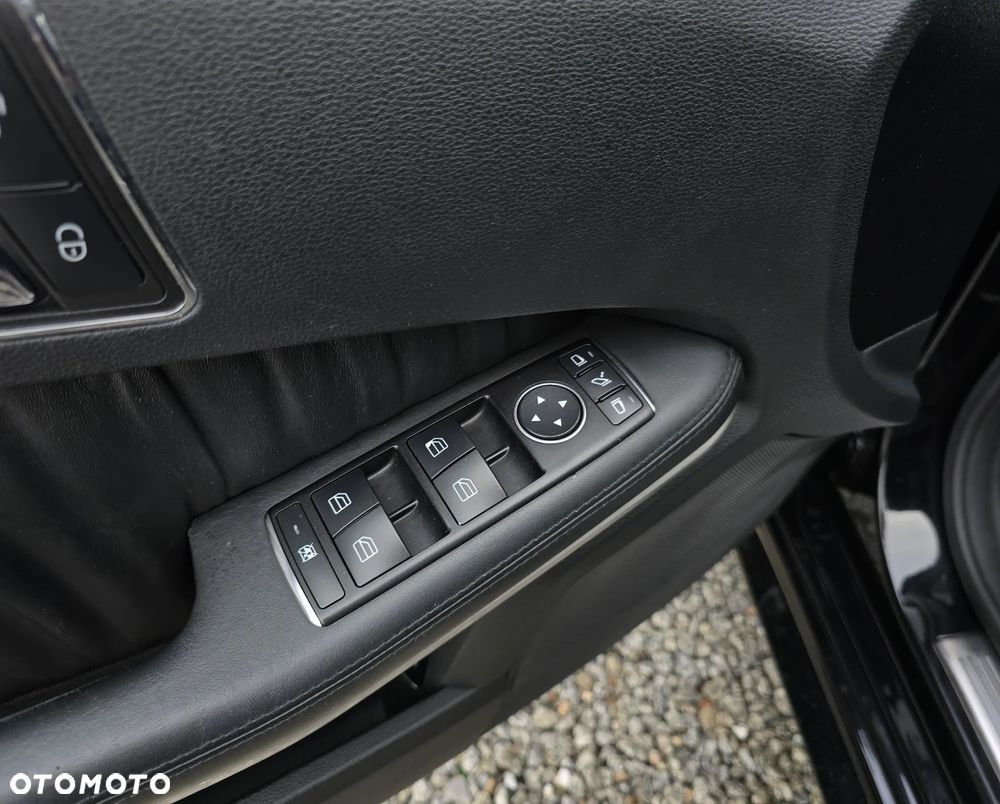 Mercedes-Benz Klasa E 350 CDI DPF 4Matic BlueEFFICIENCY 7G-TRONIC Avantgarde - 20