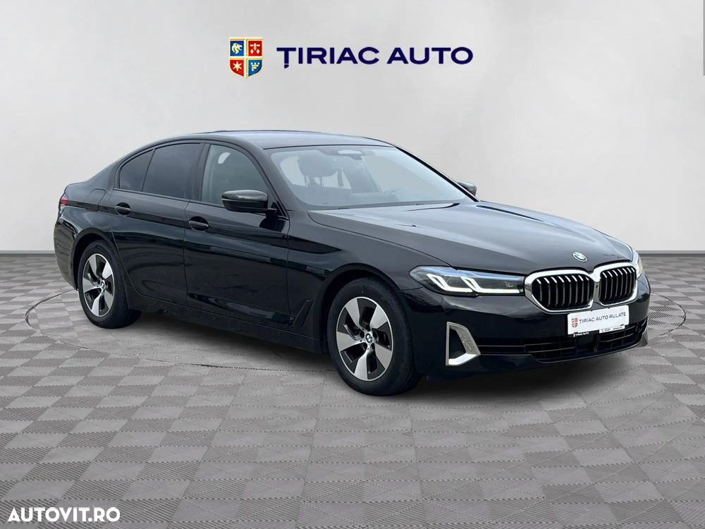 BMW Seria 5 520d xDrive AT MHEV - 8