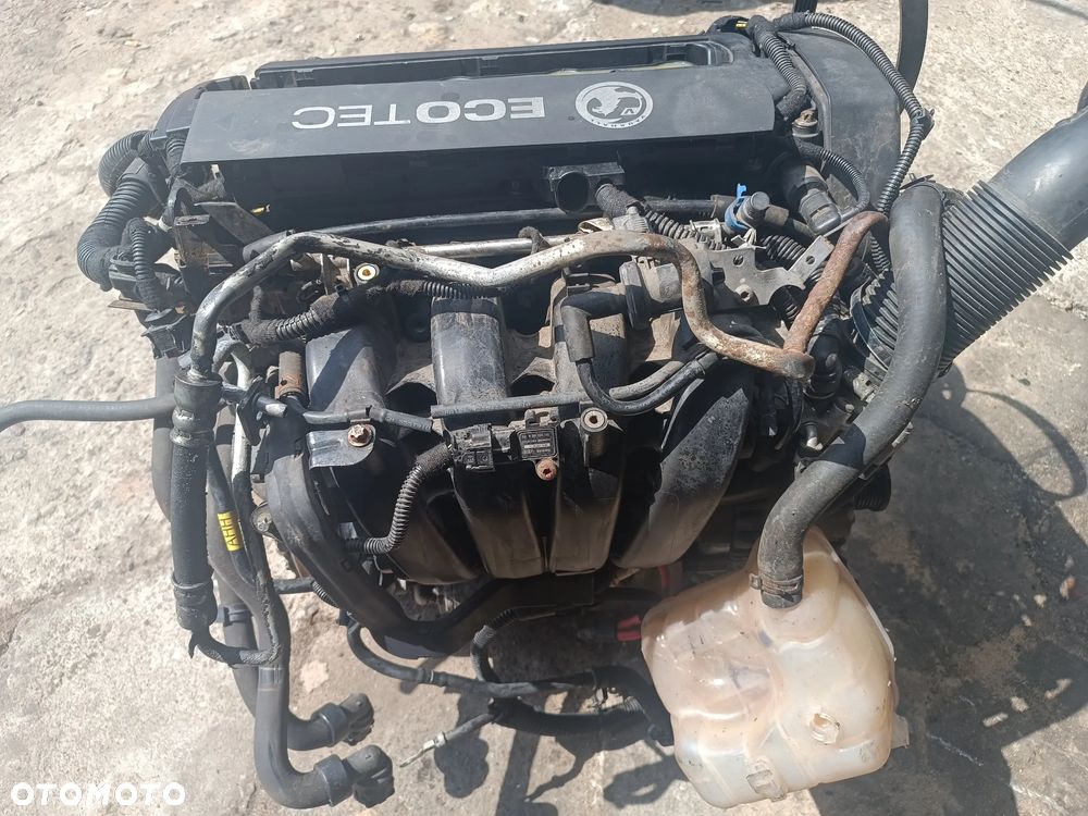 Opel Insignia silnik 1.8 Benzyna 140KM A18XER kompletny silnik - 2