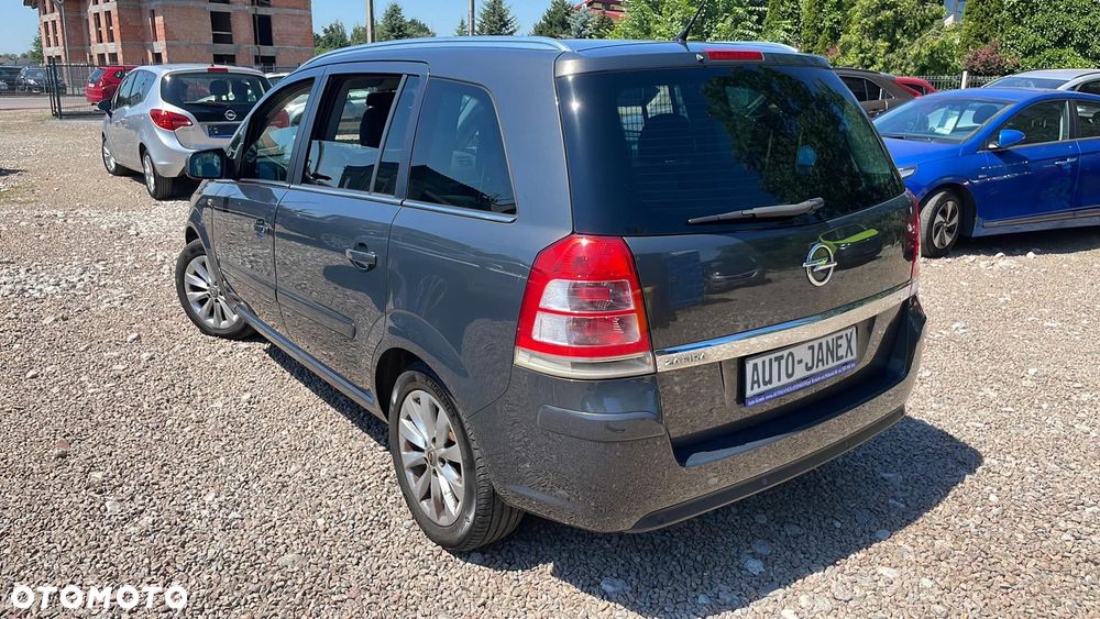 Opel Zafira 1.8 Family Plus - 7