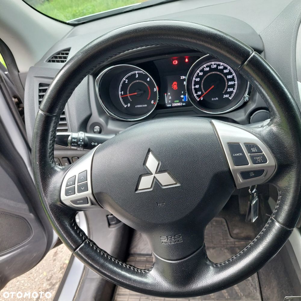 Mitsubishi ASX 1.8 DI-D 4WD Intense - 10