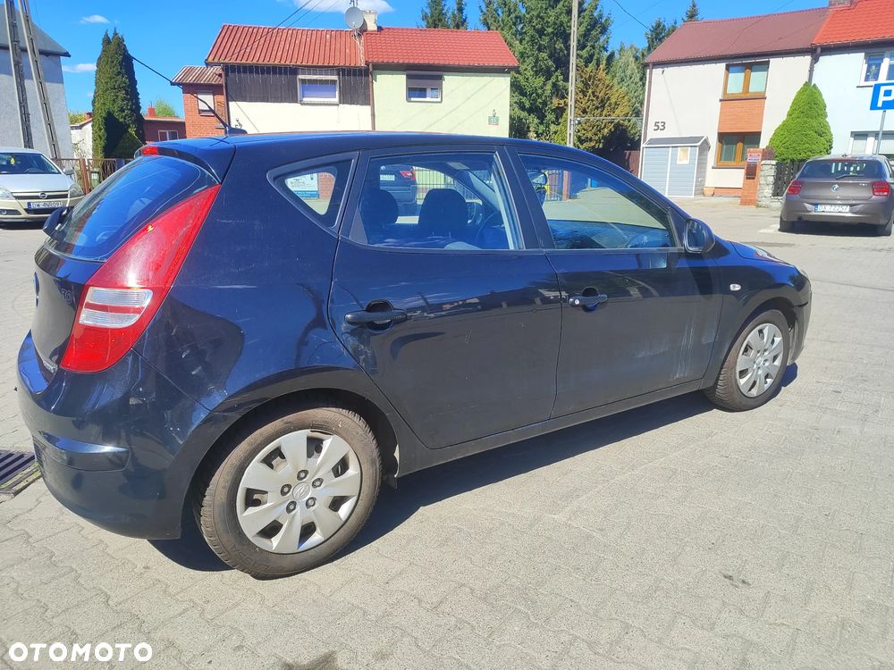 Hyundai i30 1.6 CRDi Classic - 3
