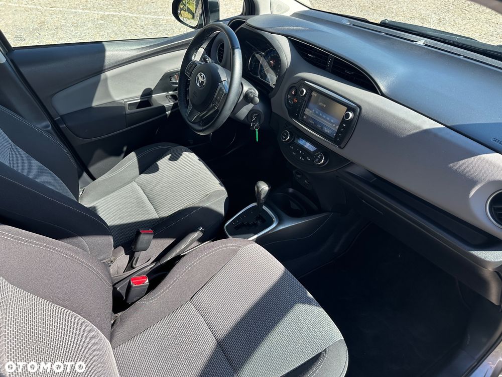 Toyota Yaris - 26