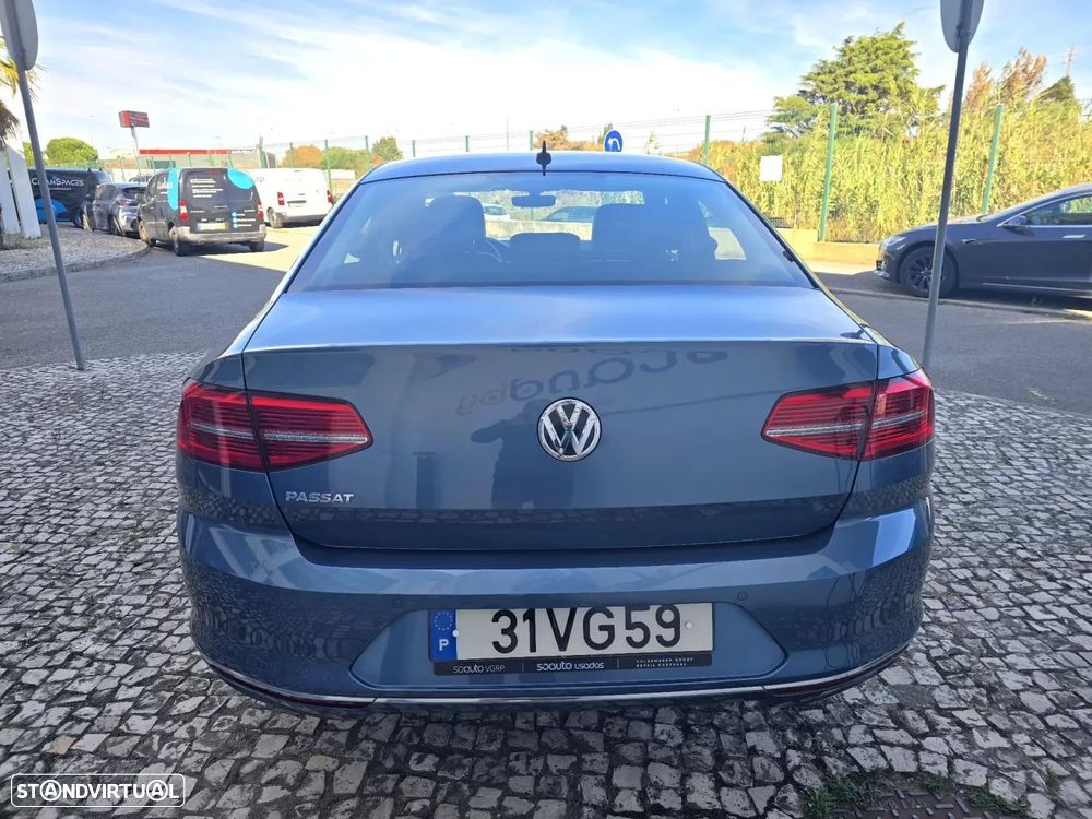 VW Passat 1.6 TDI Confortline DSG - 3