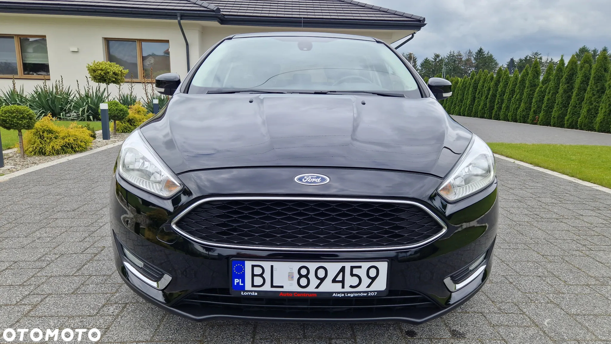 Ford Focus Turnier 1.0 EcoBoost Start-Stopp-System TITANIUM - 24