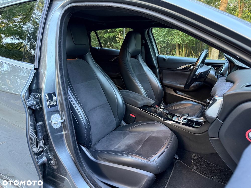 Infiniti Q30 - 28