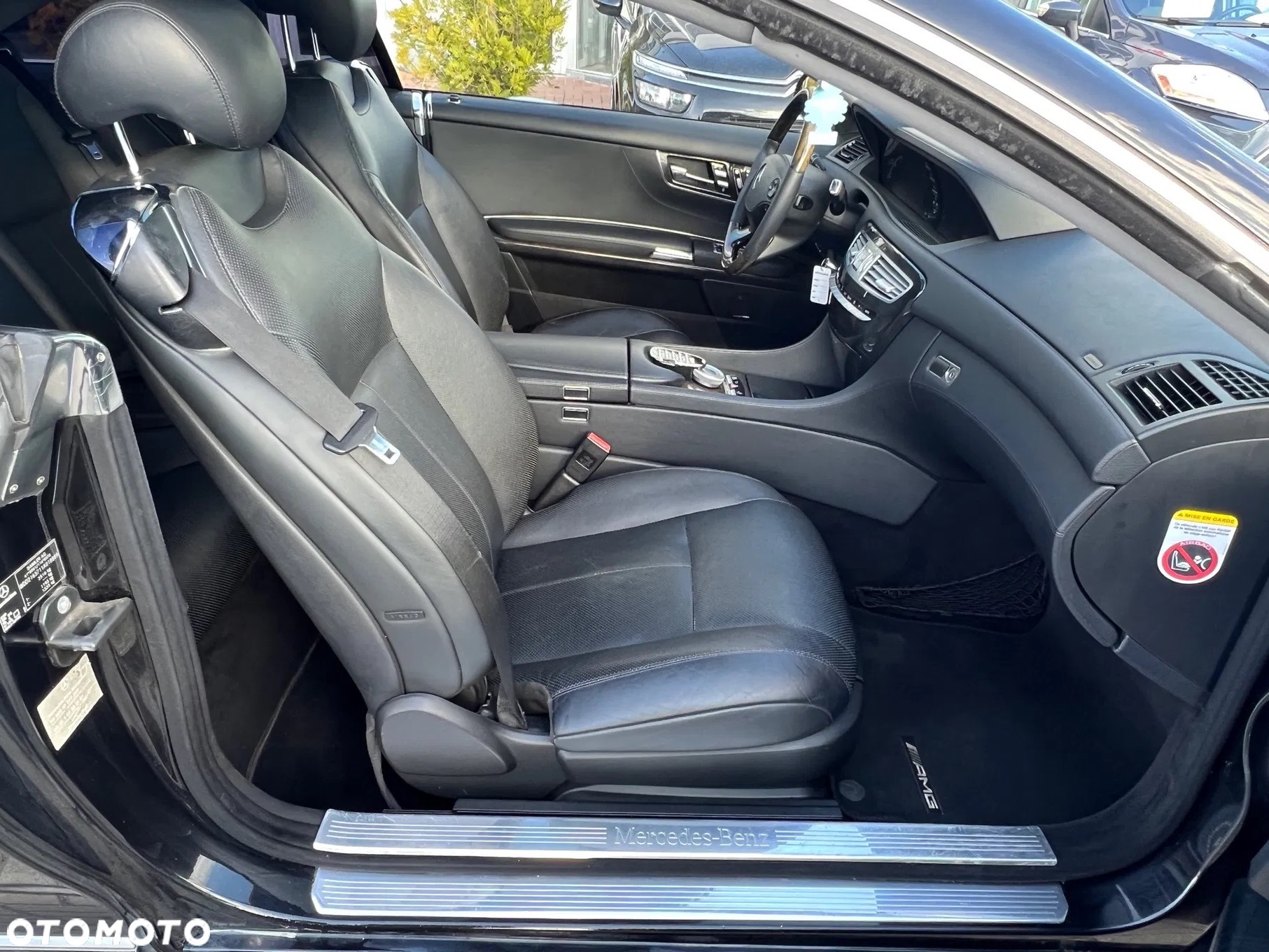 Mercedes-Benz CL 500 - 24