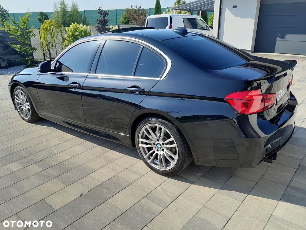 BMW Seria 3 330i - 2