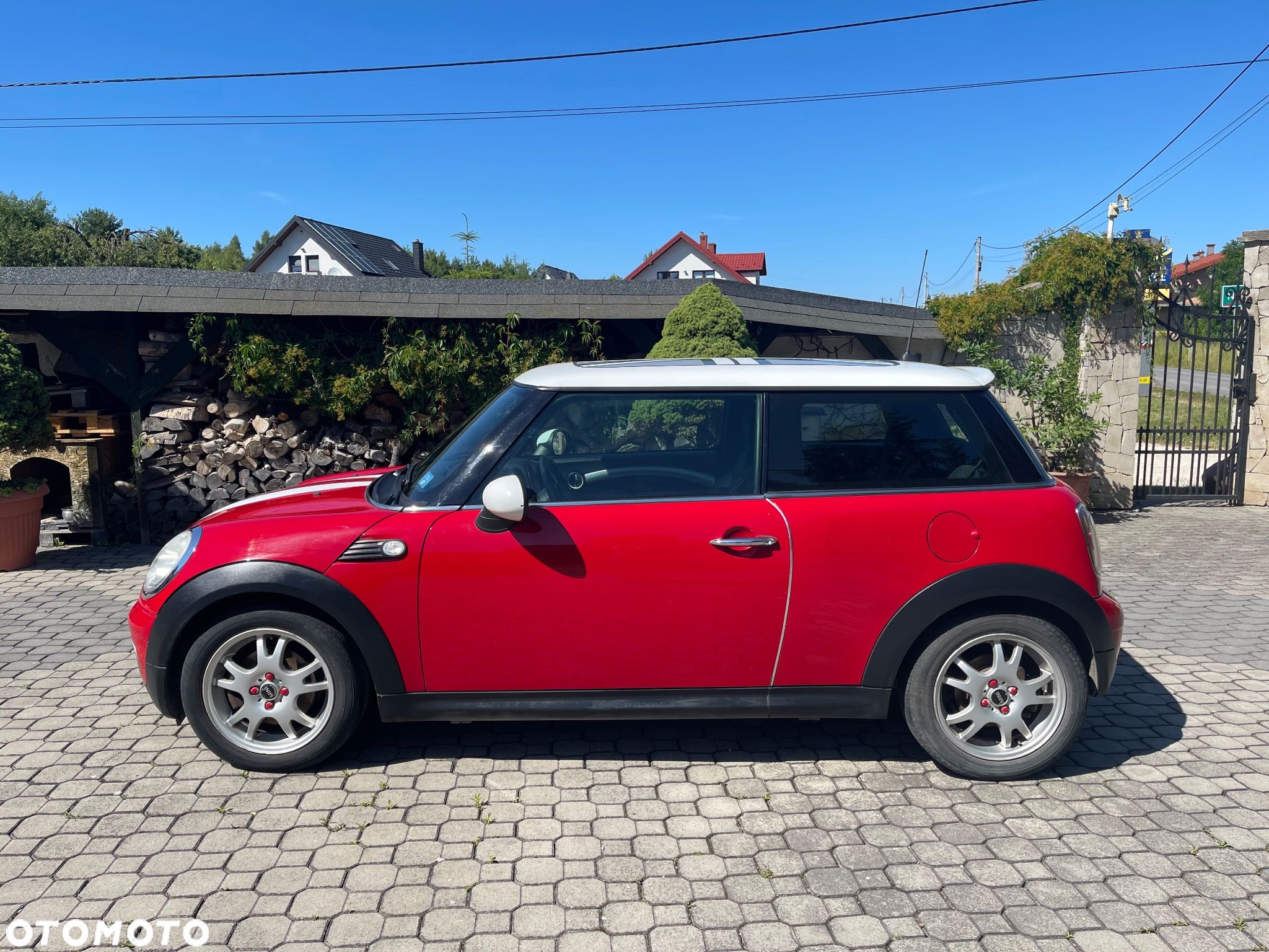 MINI Cooper Standard - 1