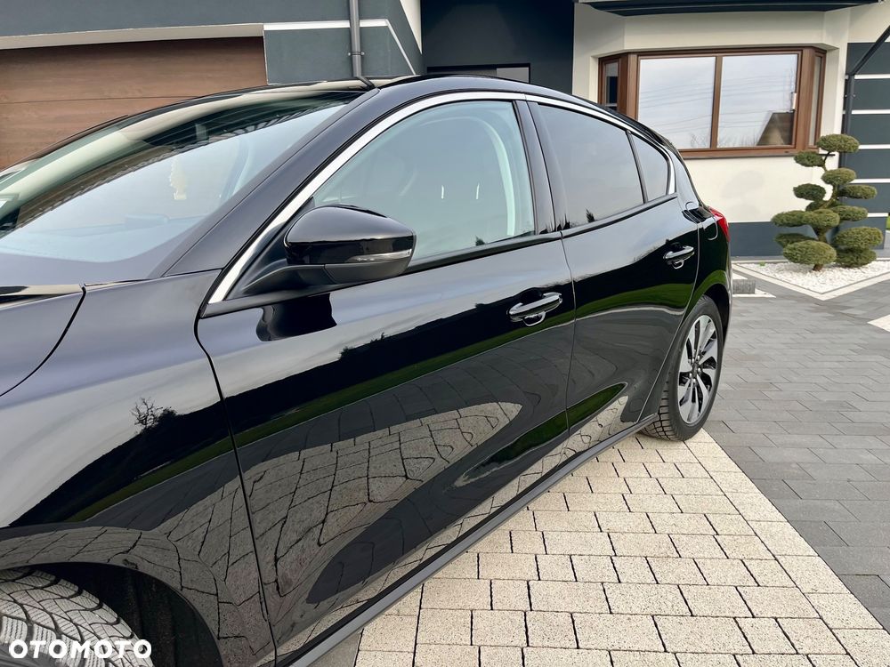 Ford Focus 1.0 EcoBoost STart-Stopp-System TITANIUM X - 25