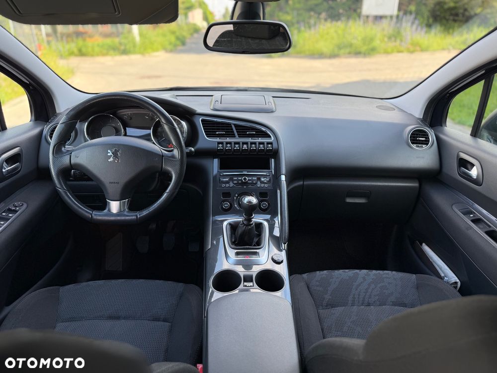 Peugeot 3008 1.6 HDi Premium - 18