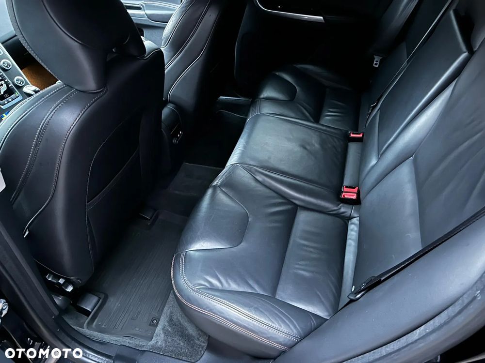 Volvo XC 60 D4 Drive-E Momentum - 27