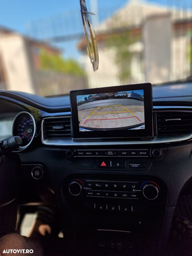 Kia Ceed SW 1.6 CRDi DCT Platinum Edition - 26