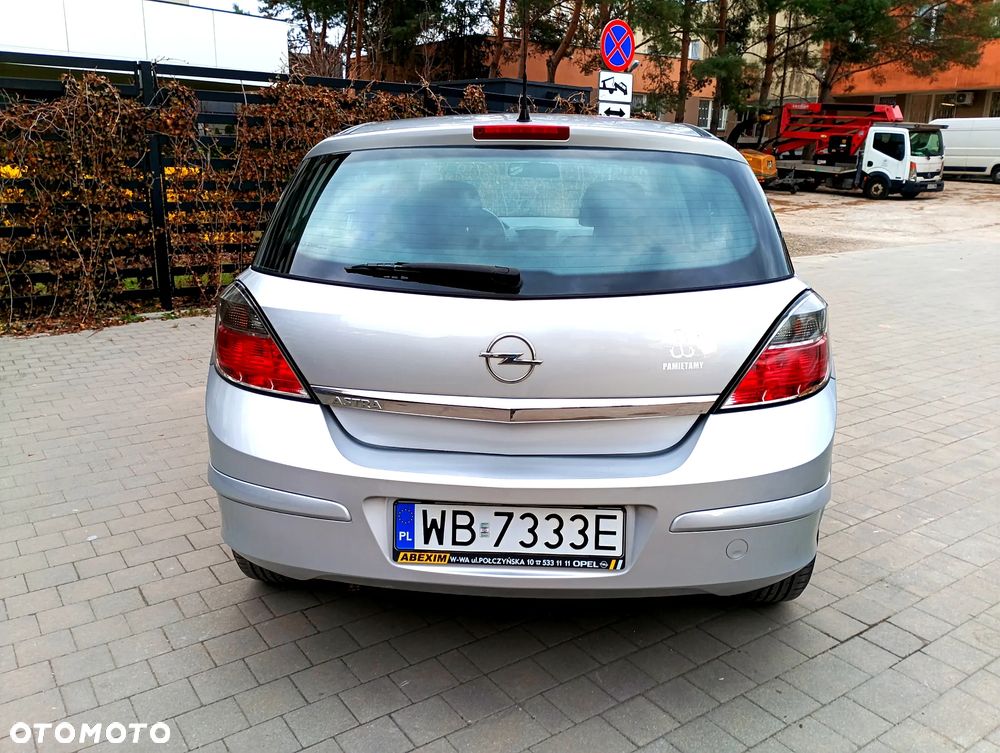 Opel Astra 1.6 Enjoy - 13