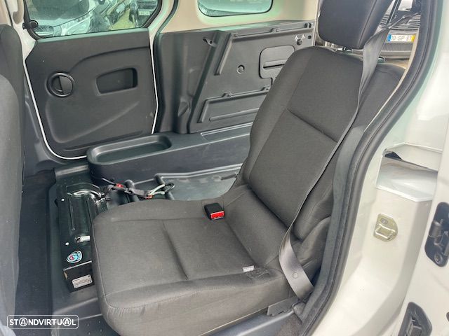 Renault KANGOO ESPECIAL CADEIRA RODAS - 9