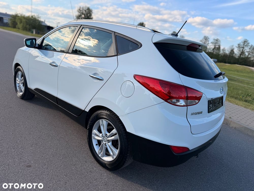Hyundai ix35 2.0 CRDi 4WD Automatik Premium - 4