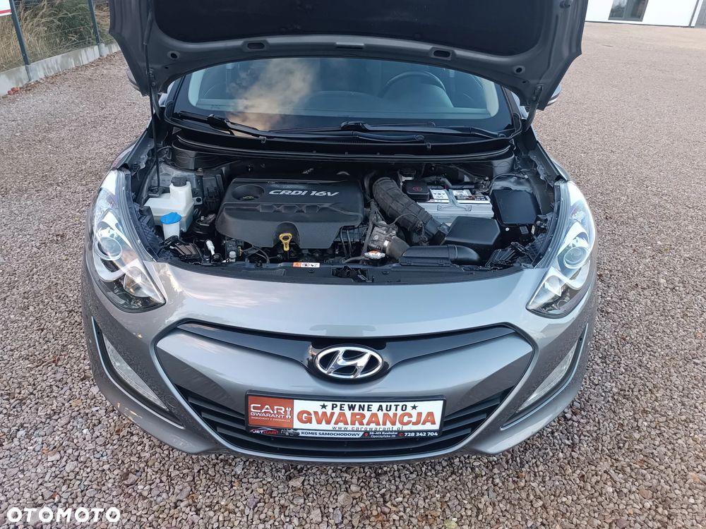 Hyundai i30 1.6 CRDi Blue Comfort - 32