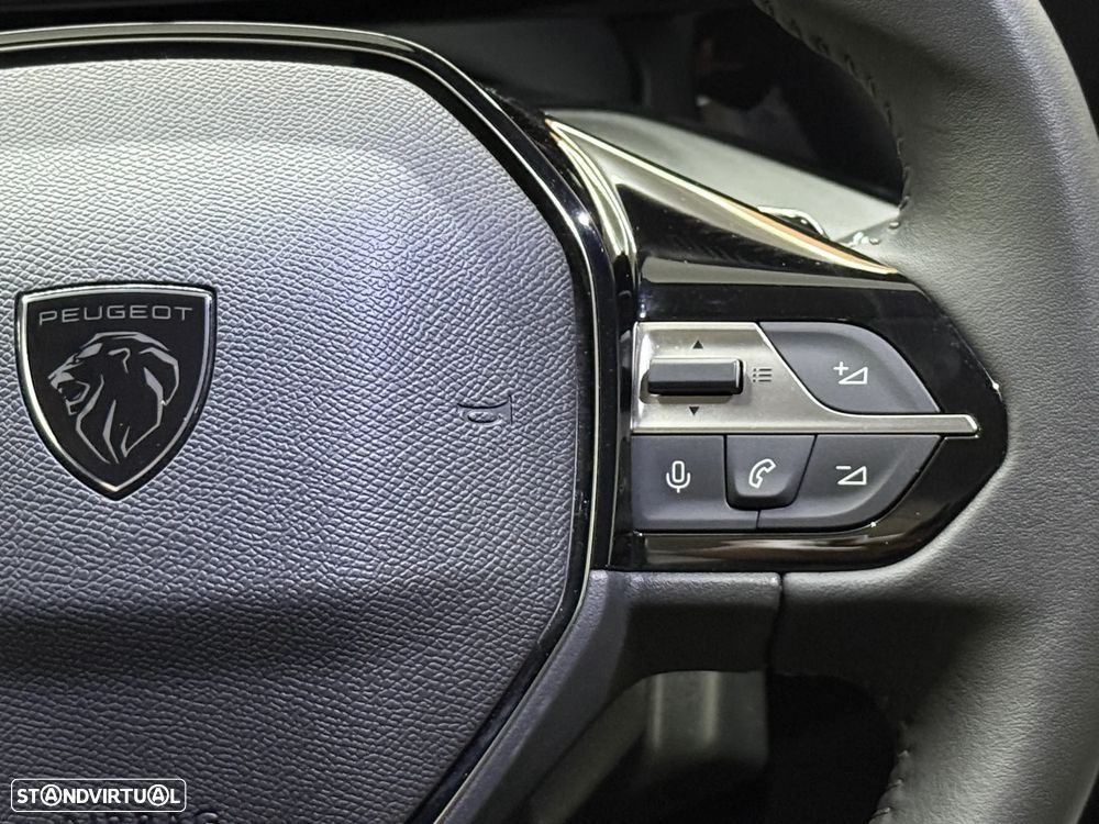 Peugeot 408 225 e-EAT8 Allure - 20