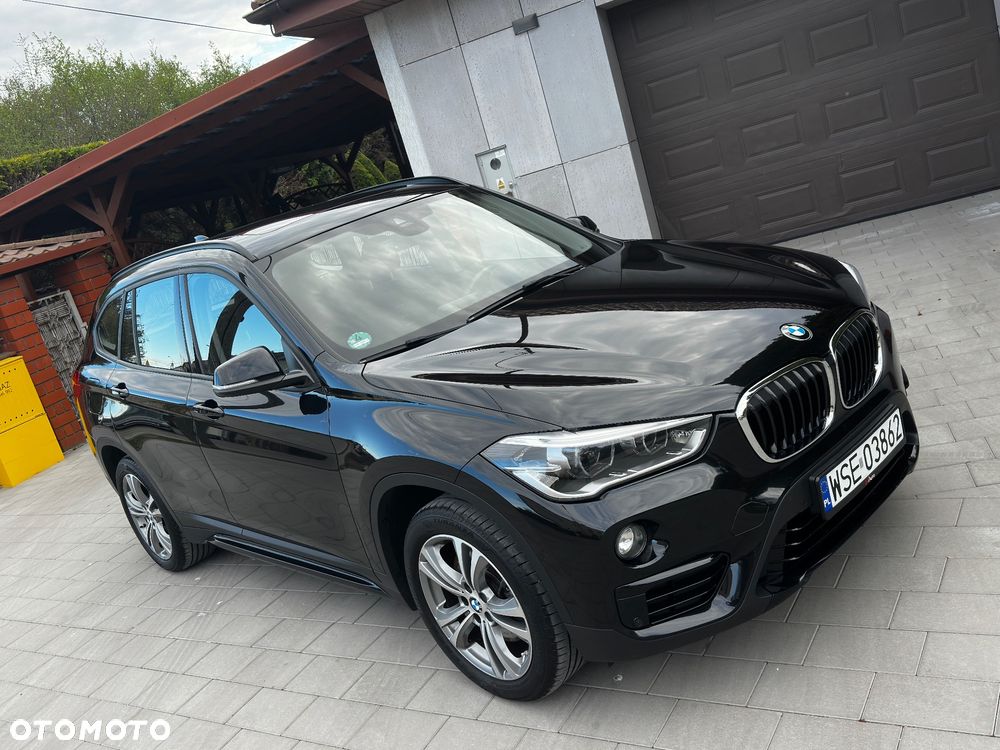 BMW X1 xDrive20i Sport Line - 2