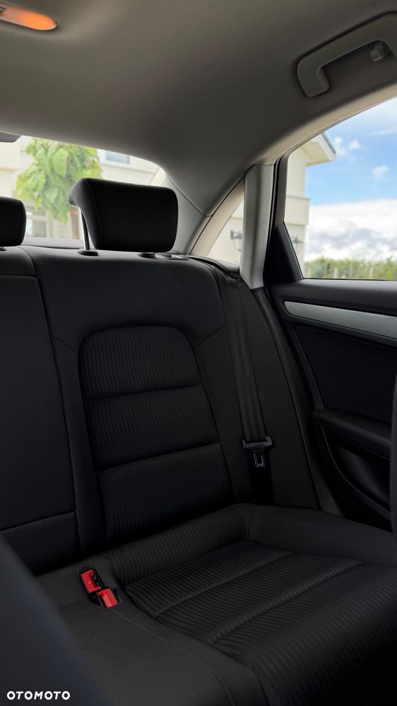 Audi A4 Limousine 2.0 TDI - 6