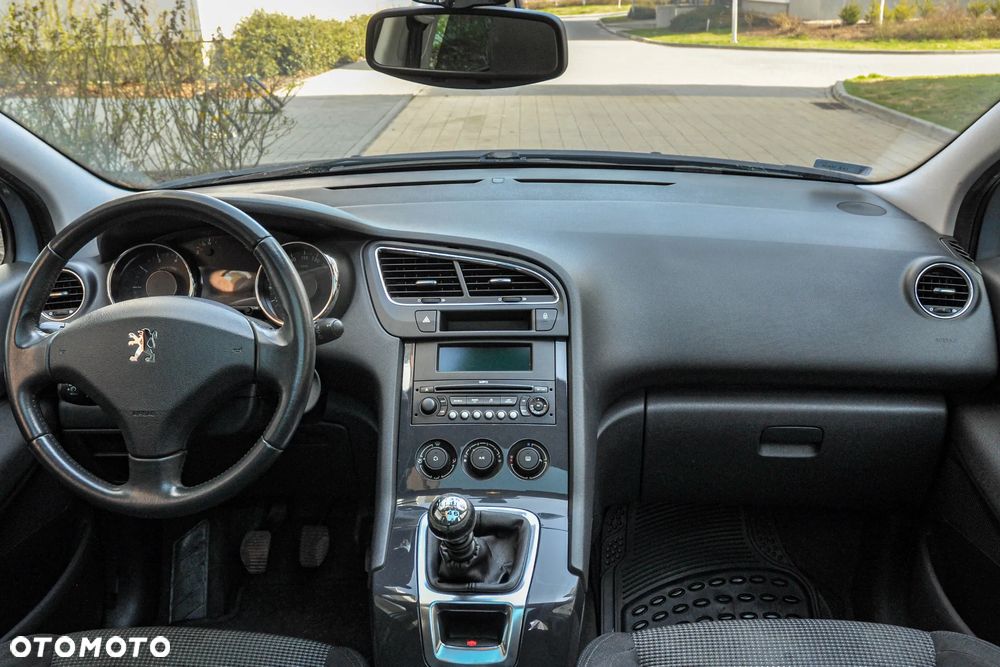 Peugeot 5008 - 9