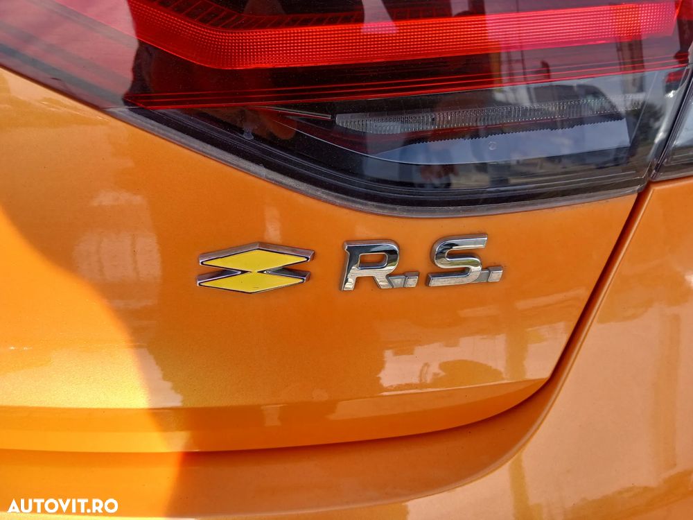 Renault Megane TCe 300 GPF EDC RS - 8