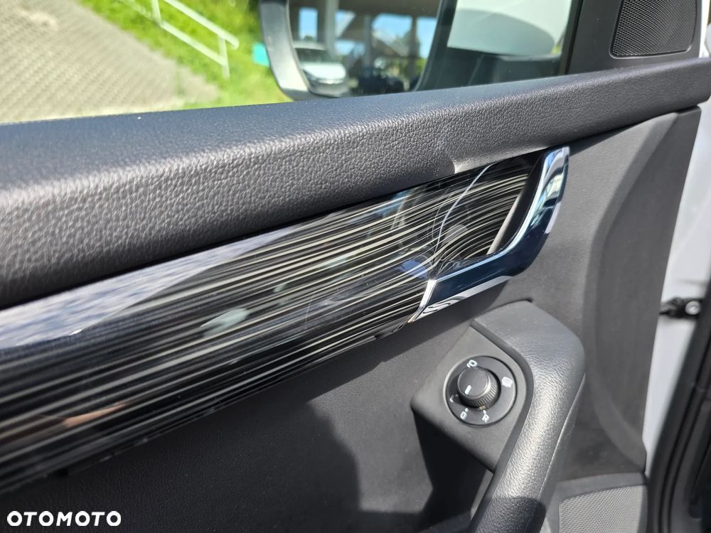 Skoda Octavia 1.5 TSI ACT Style - 15