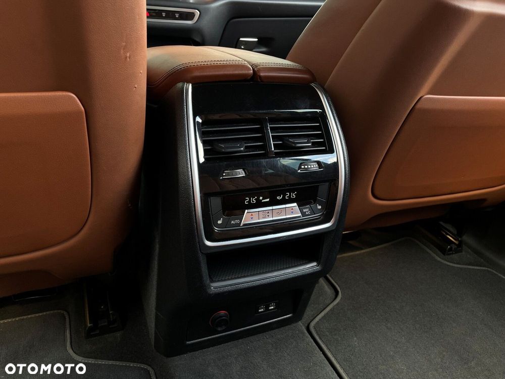 BMW X7 xDrive40d mHEV sport - 24