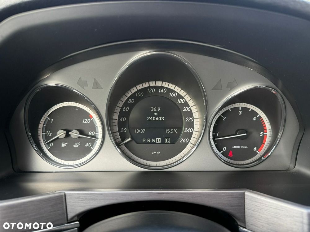 Mercedes-Benz GLK 220 CDI 4Matic (BlueEFFICIENCY) 7G-TRONIC - 21