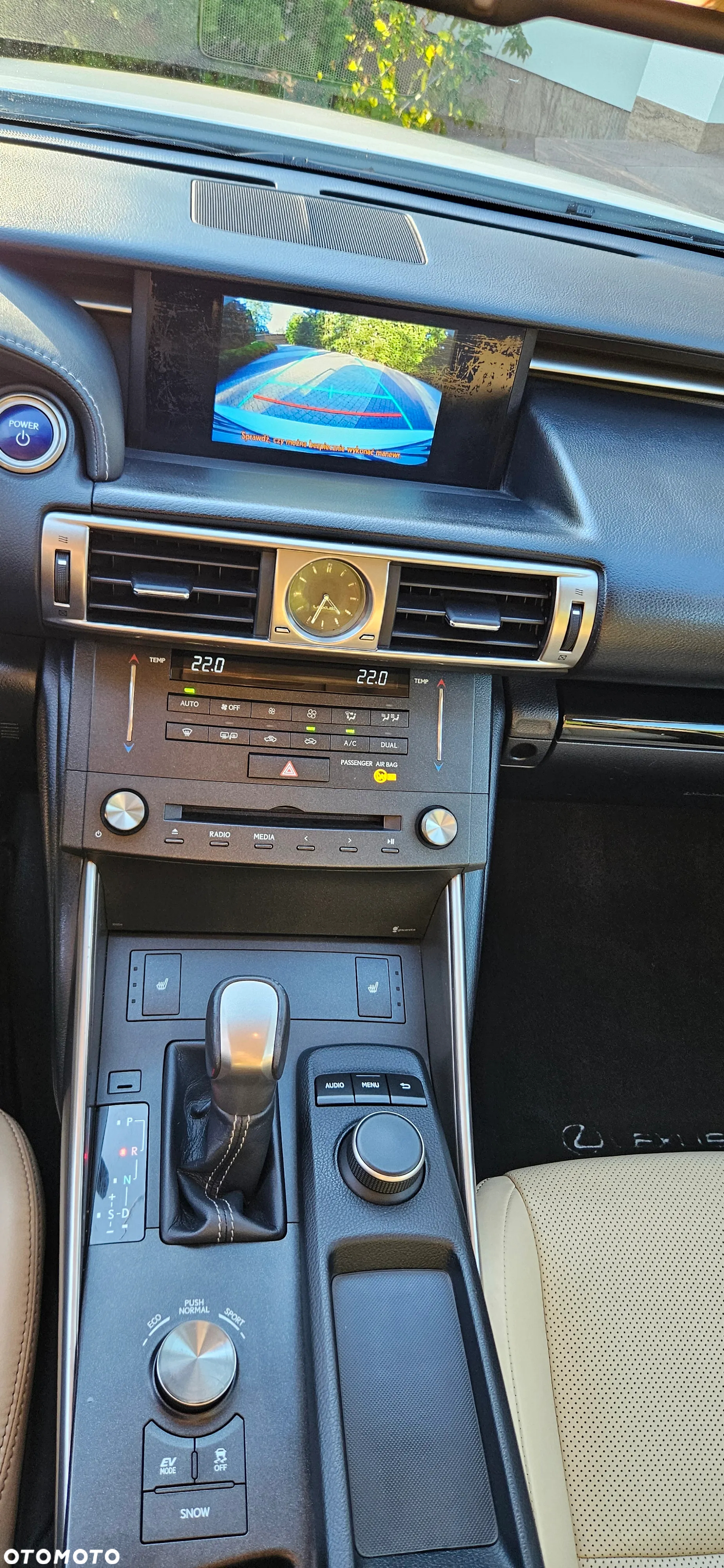 Lexus IS ver-300h-elegance - 18