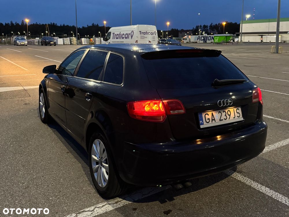 Audi A3 Sportback 1.9 TDI Ambiente - 19