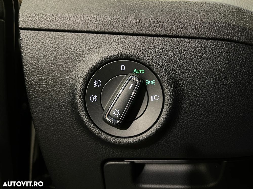 Skoda Superb 2.0 TDI DSG Ambition - 21