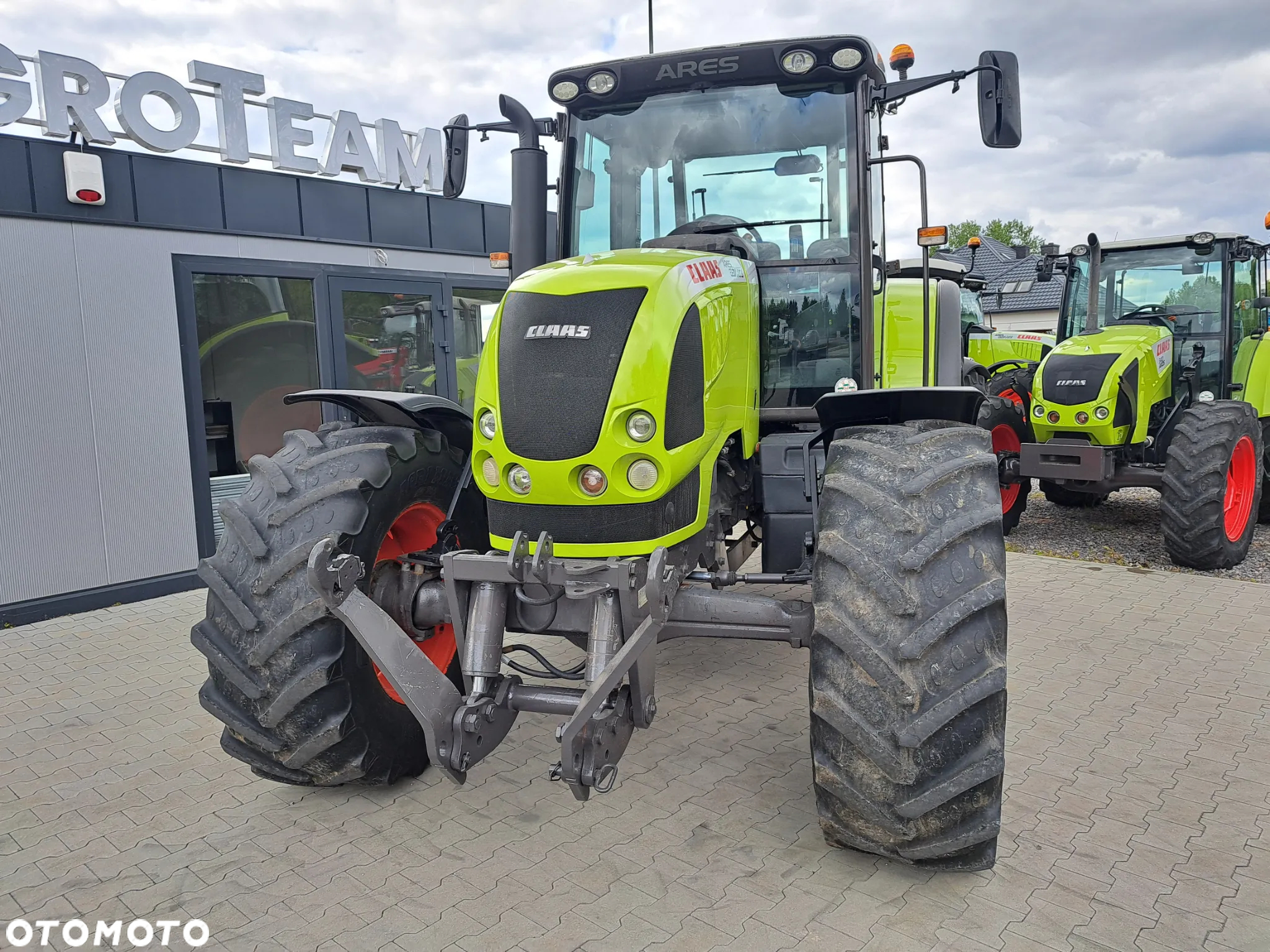Claas ARES 657 ATZ - 17