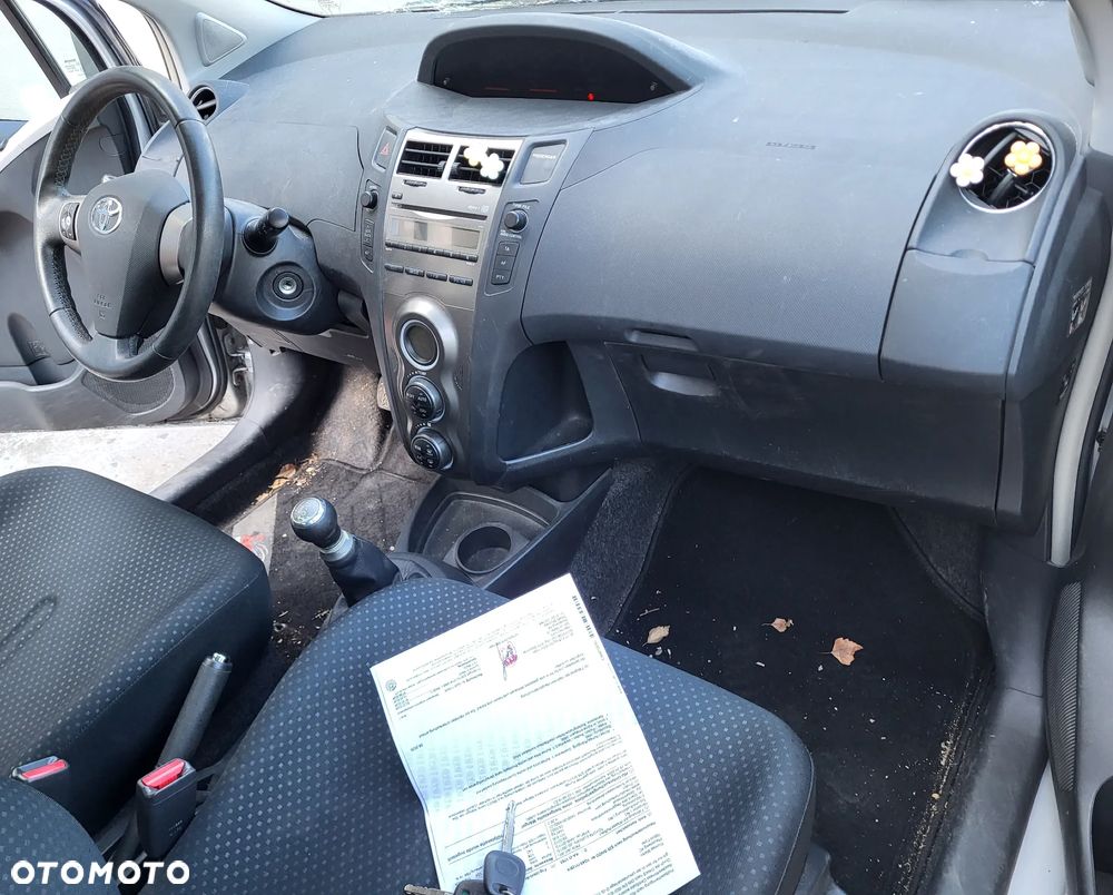 Toyota Yaris 1.0 VVT-i Cool Edition - 13